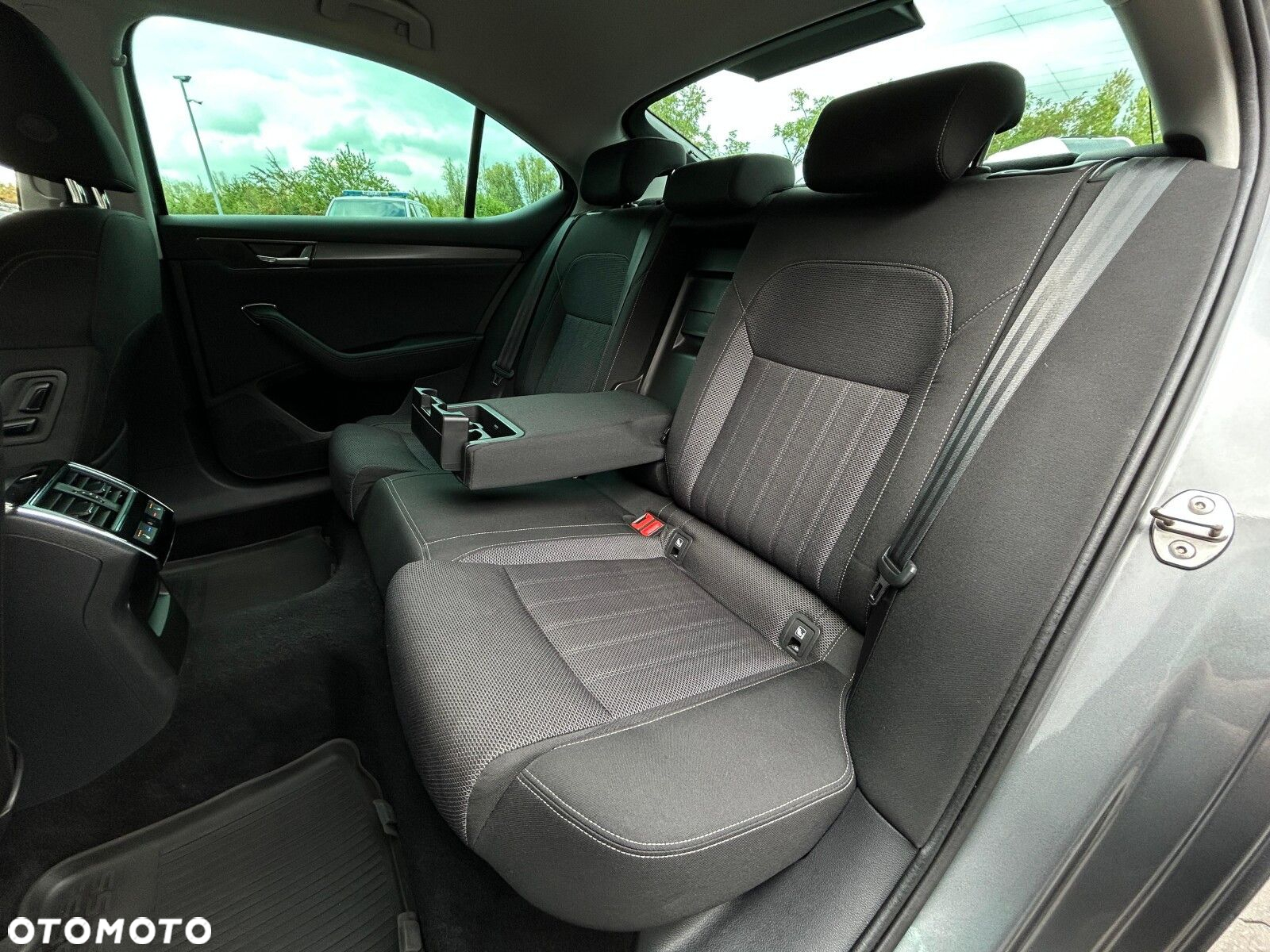 Skoda Superb 2.0 TDI SCR Style DSG - 19