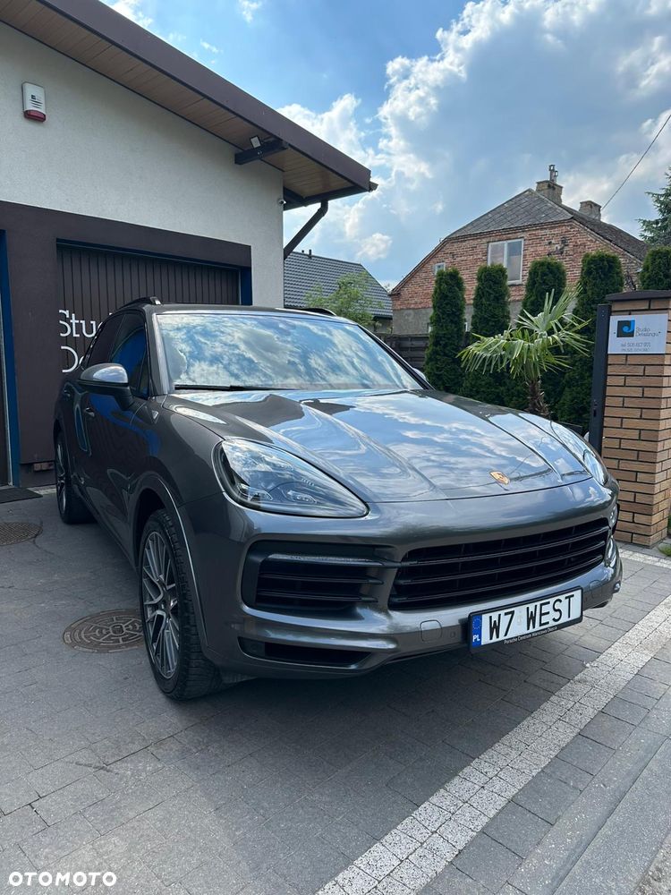 Porsche Cayenne Platinum Edition - 1