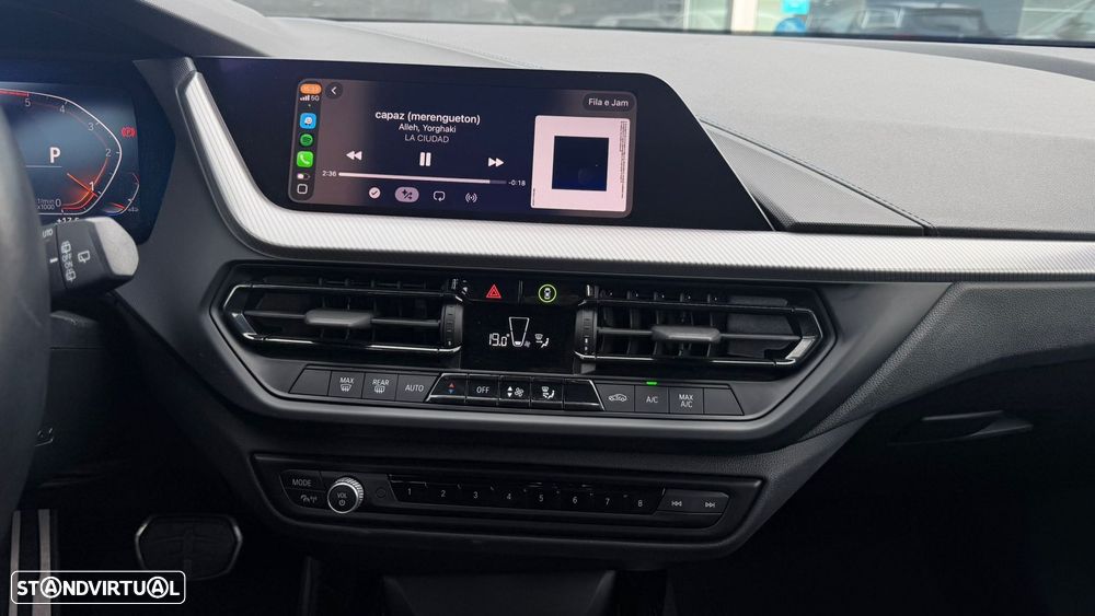 BMW 116 d Pack Desportivo M Auto - 17