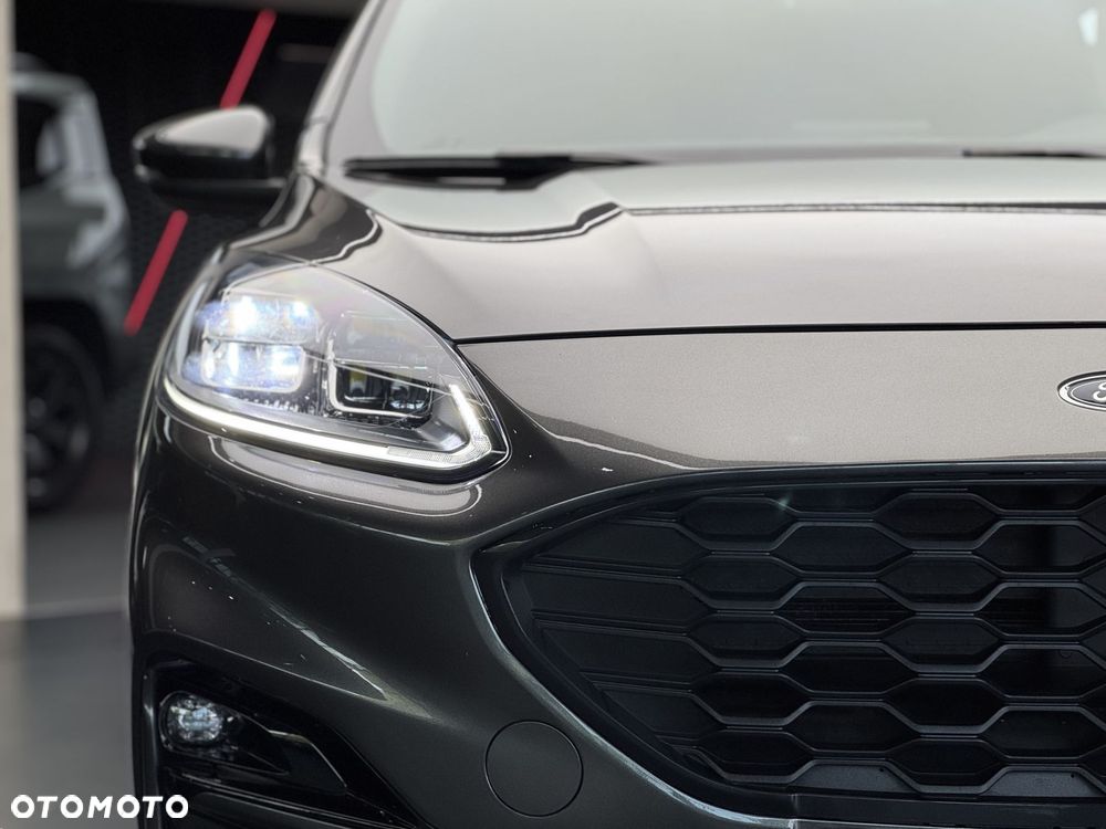 Ford Kuga - 40