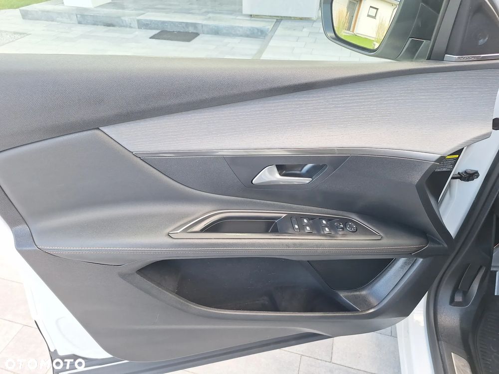 Peugeot 3008 - 17