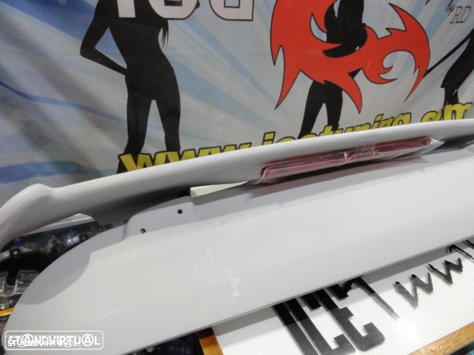 Aileron / lip / spoiler traseiro para Honda Civic EK 96-01 3 portas type r look com espaço para a 3ª luz de stop - 16
