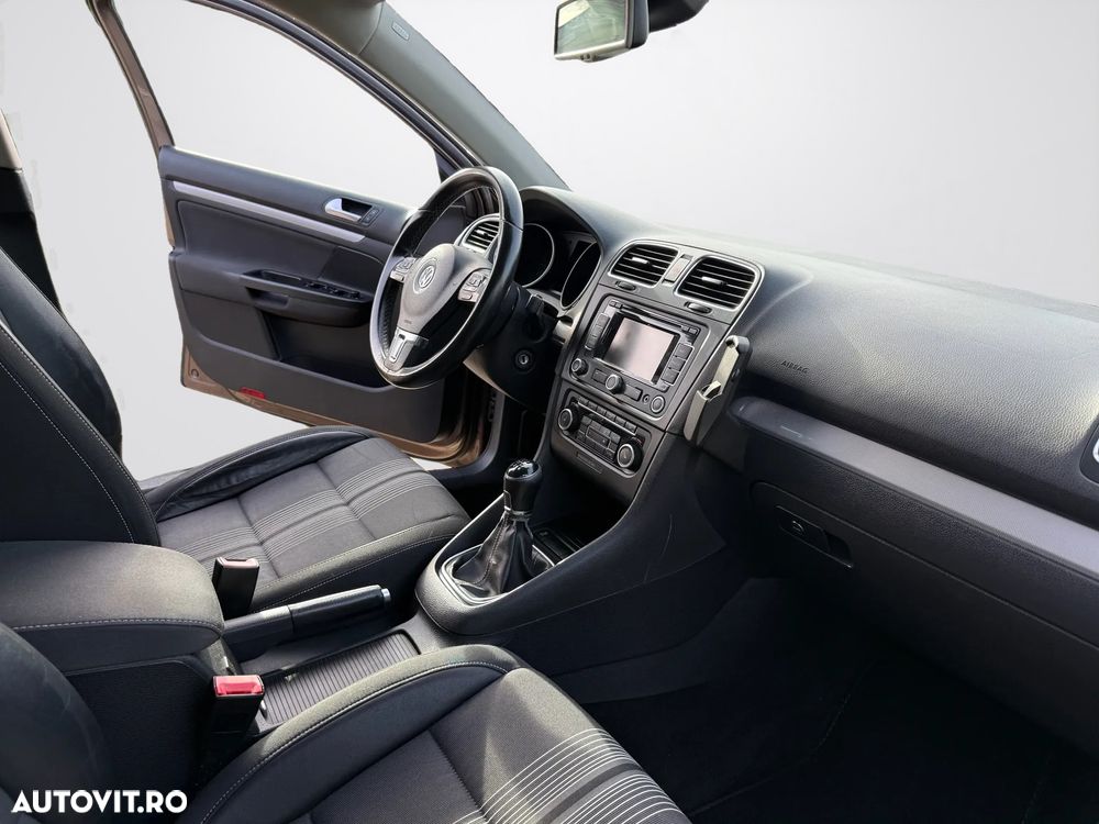 Volkswagen Golf Variant 2.0 TDI DPF MATCH - 8