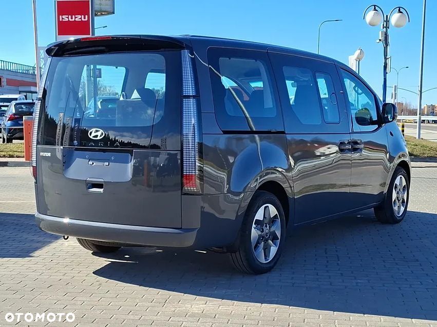 Hyundai Staria 1.6 T-GDI HEV Smart VIP - 3