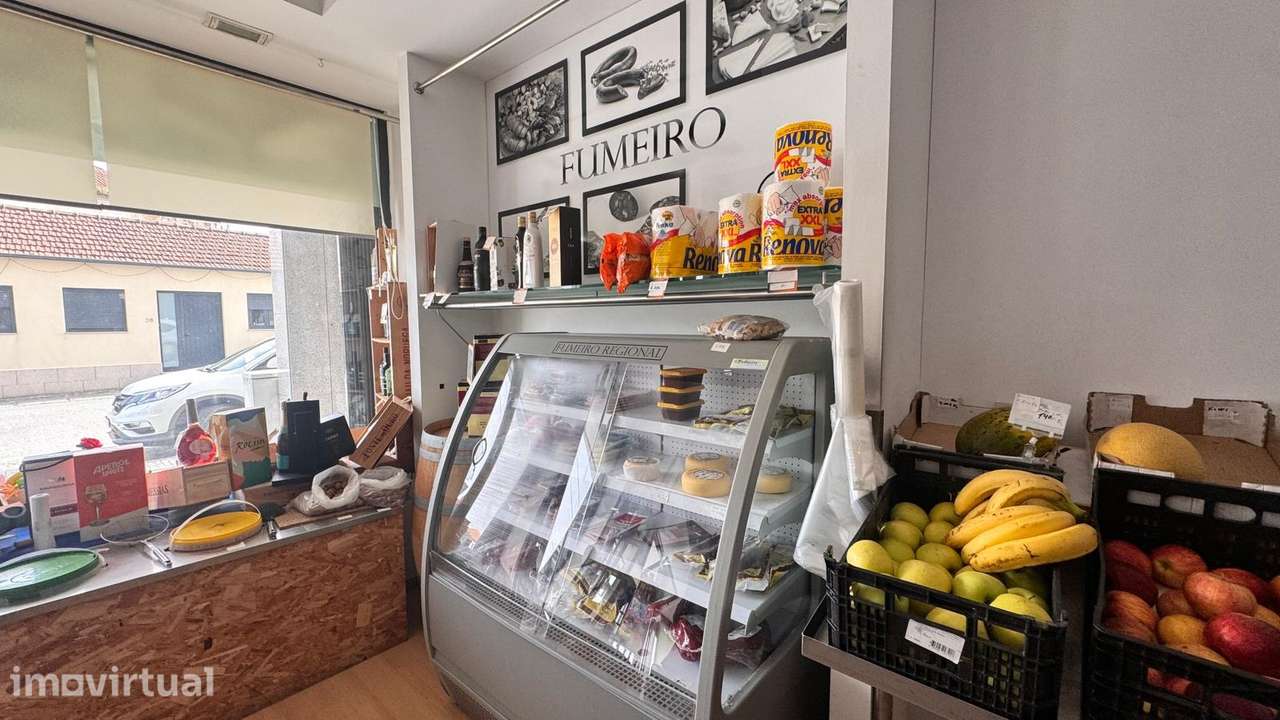 Supermercado  Trespasse em Paços de Brandão,Santa Maria da Feira - Grande imagem: 4/10