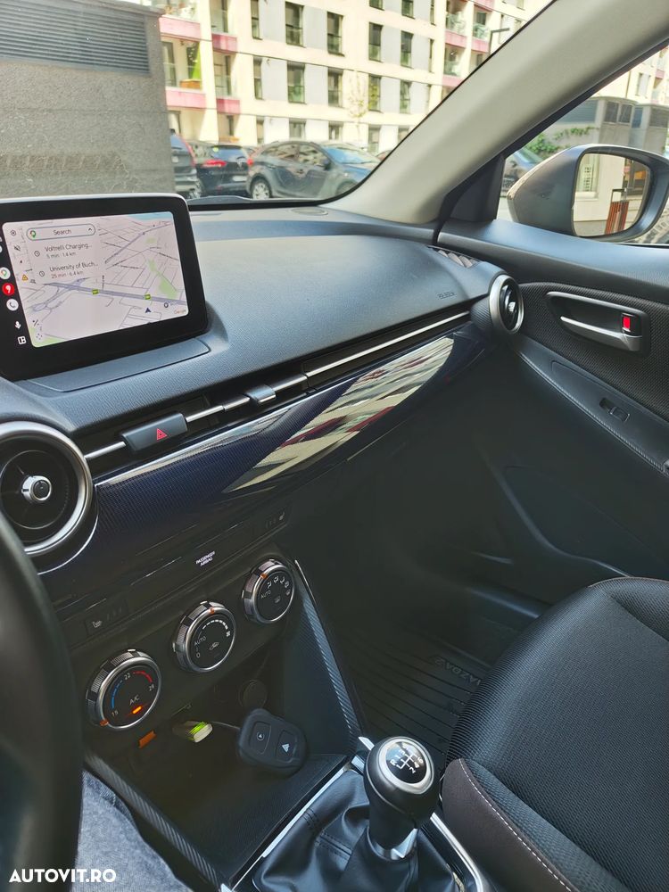 Mazda 2 G90 Takumi - 4