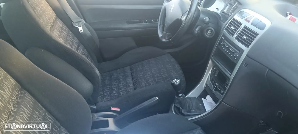 Peugeot 307 - 6