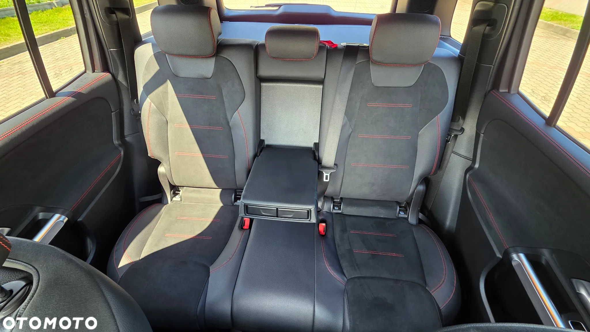 Mercedes-Benz GLB 200 d 4-Matic Progressive 8G-DCT - 12