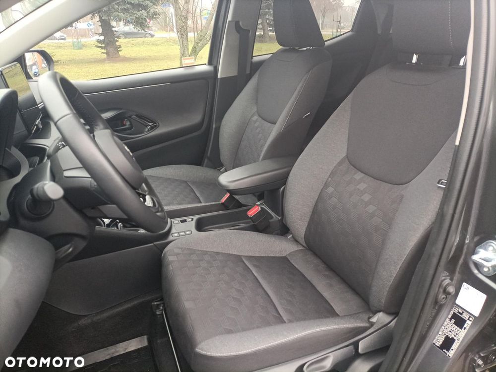 Toyota Yaris Hybrid 1.5 Style - 10