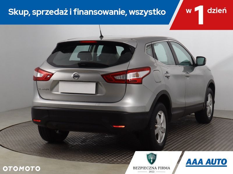 Nissan Qashqai - 6