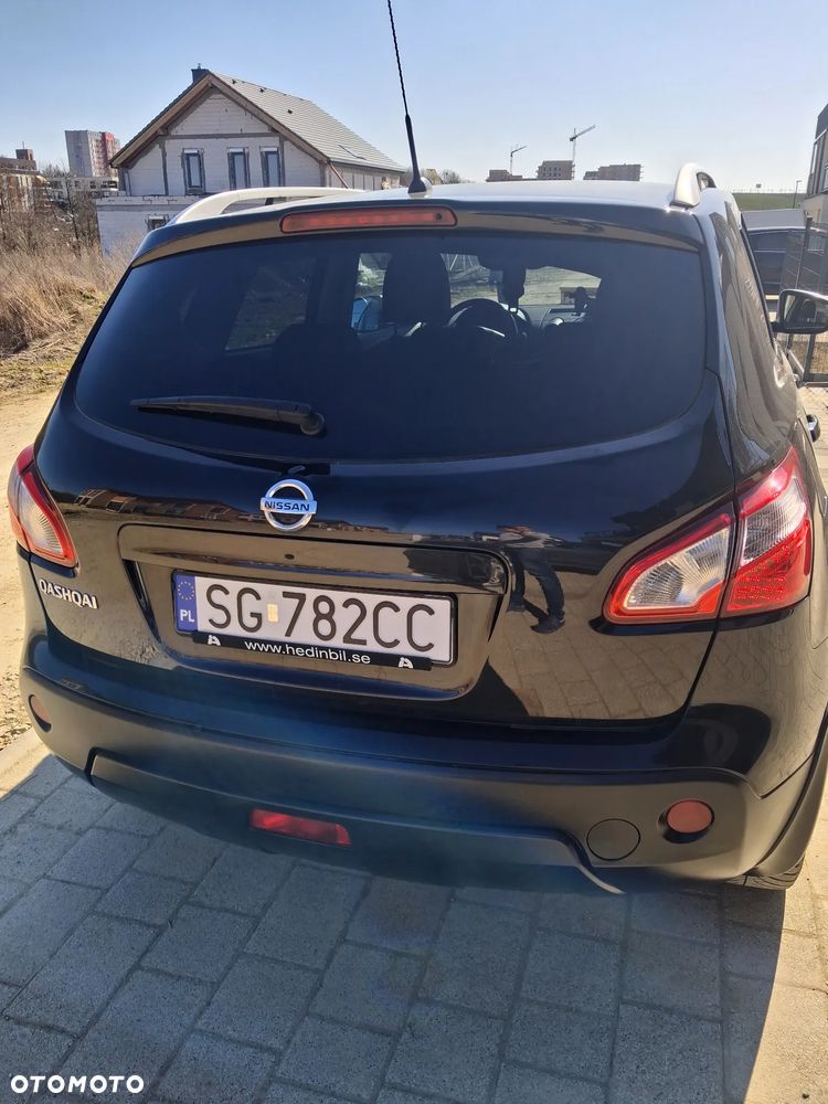 Nissan Qashqai 2.0 lounge - 6