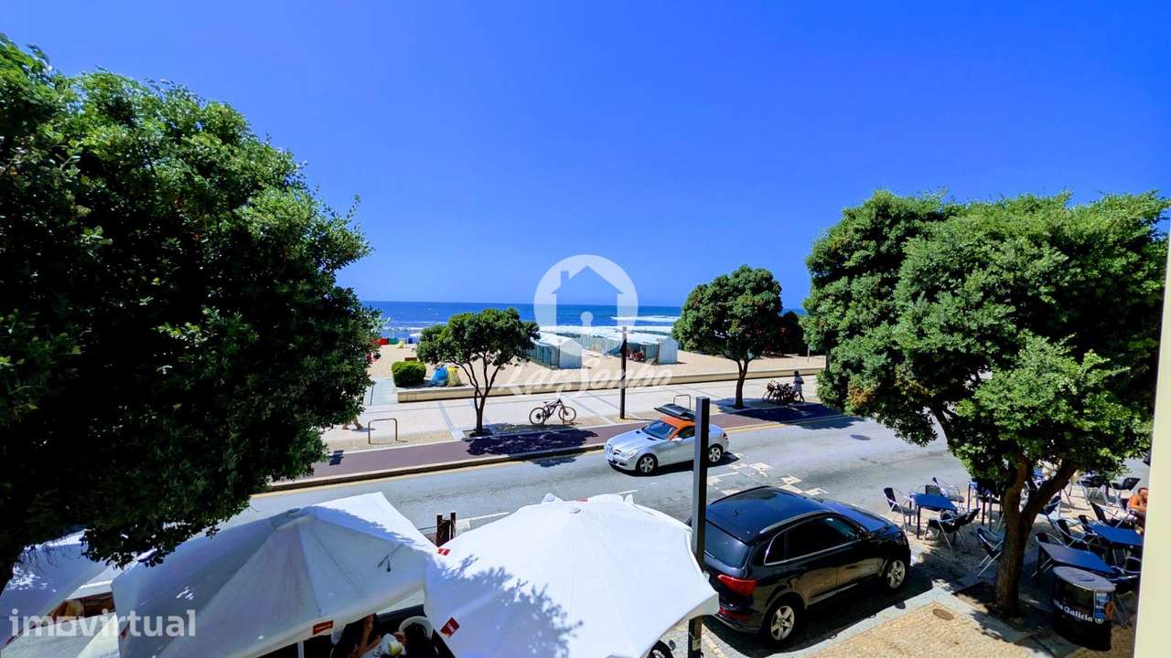 Apartamento T2+1 1ª Linha de Mar Mobilado | Póvoa de Varzim - Grande imagem: 4/17