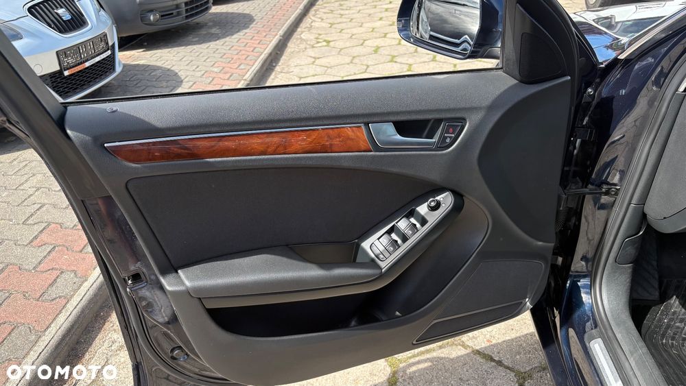 Audi A4 Avant 2.0 TDI DPF Ambition - 28