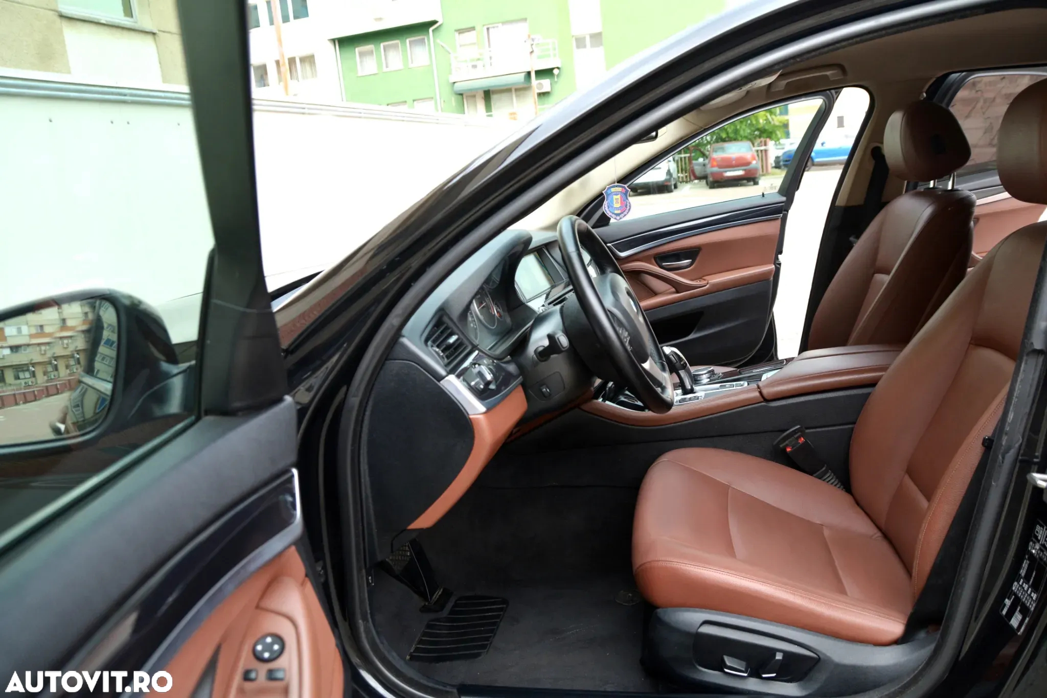 BMW Seria 5 518d Touring Aut. Luxury Line - 10