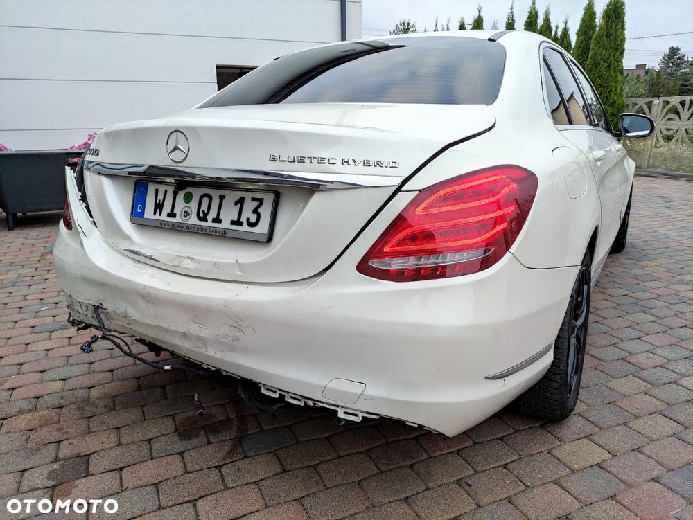 Mercedes-Benz Klasa C 300 BlueTEC Hybrid 7G-TRONIC Edition 1 - 6