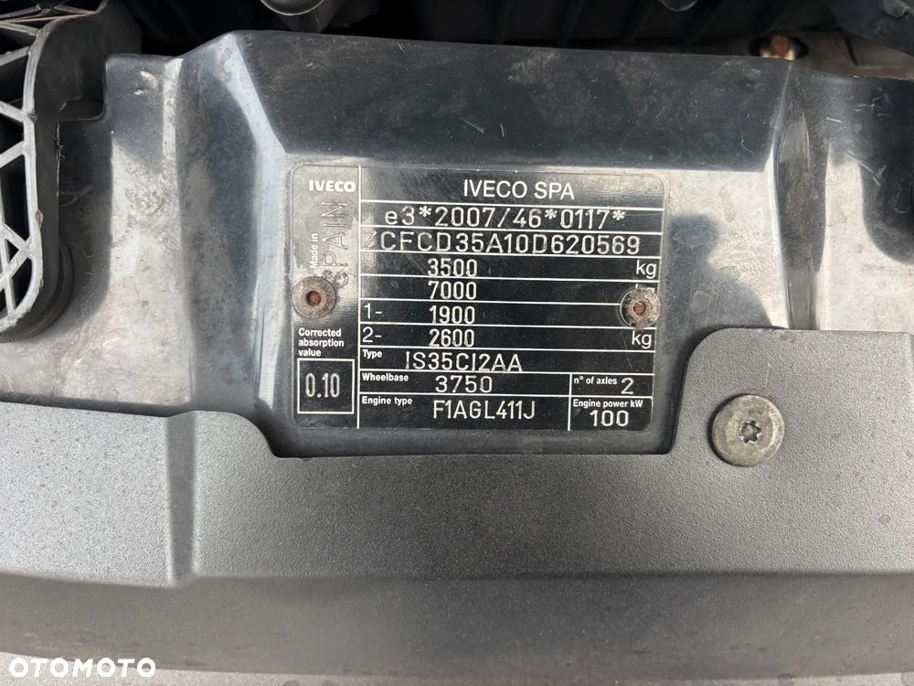 Iveco DAILY 35C14,35C15,35C16,35C17 IZOTERMA 8 PALET EURO MOZLIWOSC MONTAZU AGREGATU KONTENER WINDA - 9