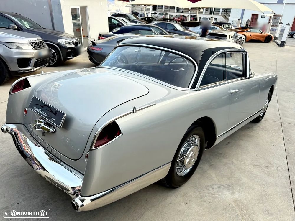 Facel Vega - 4