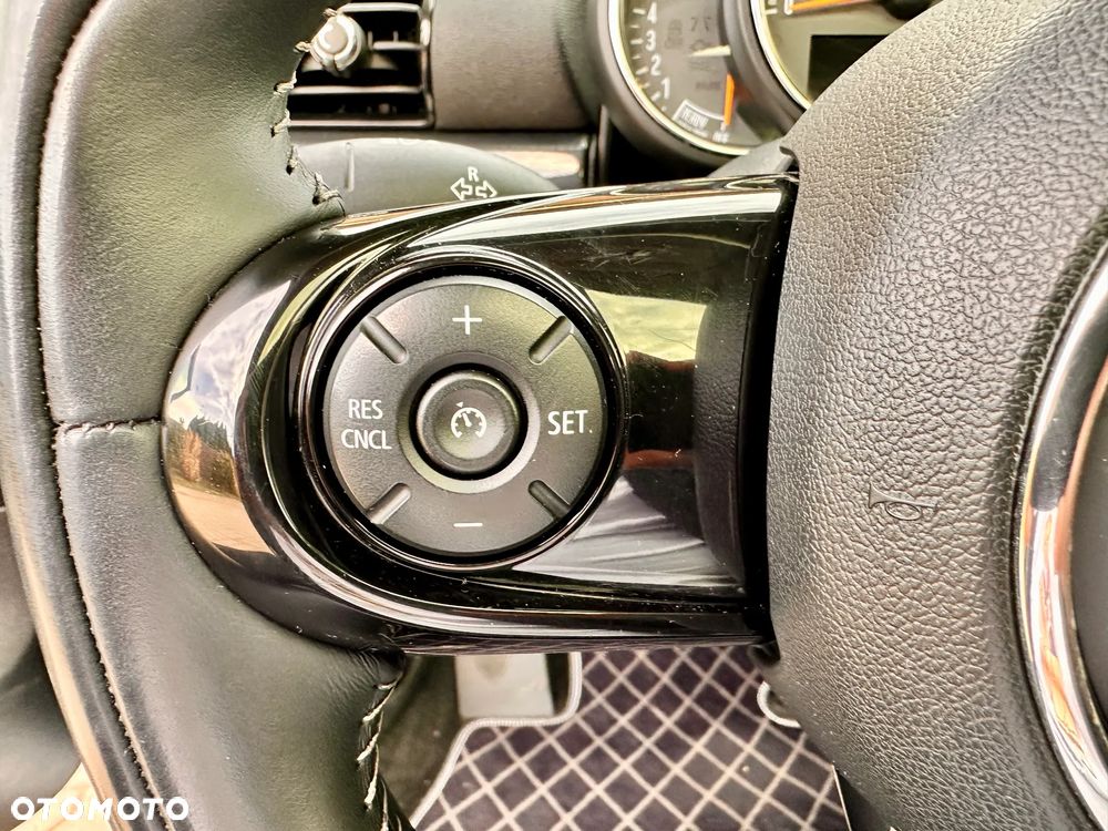 MINI Cooper - 16