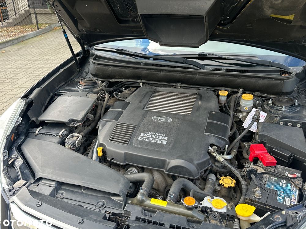 Subaru Legacy 2.0 D Comfort Navi - 27