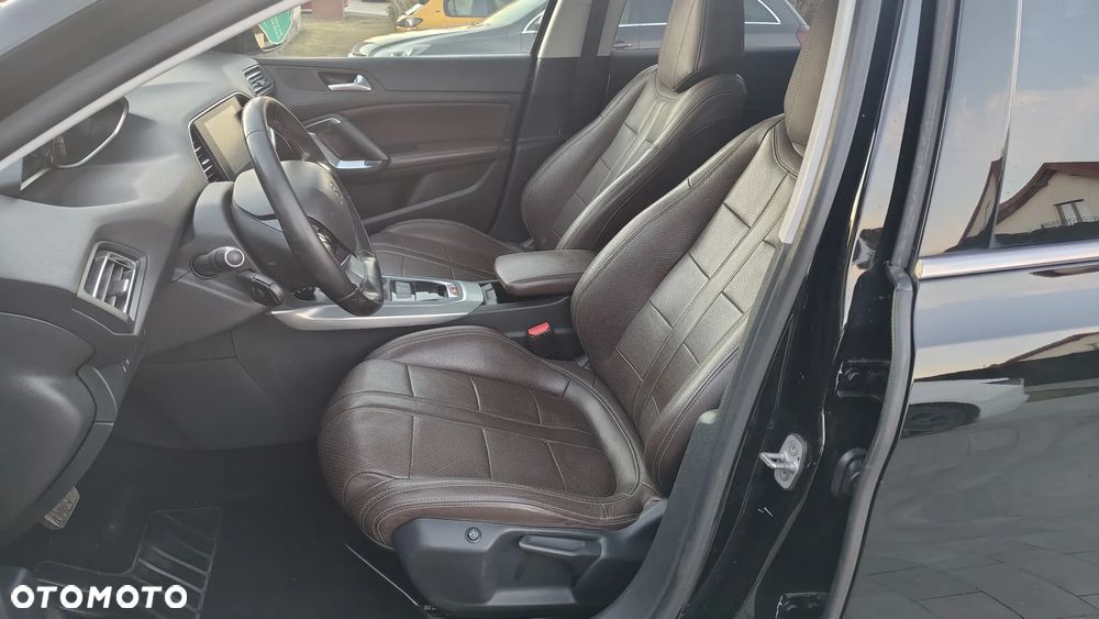 Peugeot 308 BlueHDi FAP 120 EAT6 Stop & Start Allure - 12