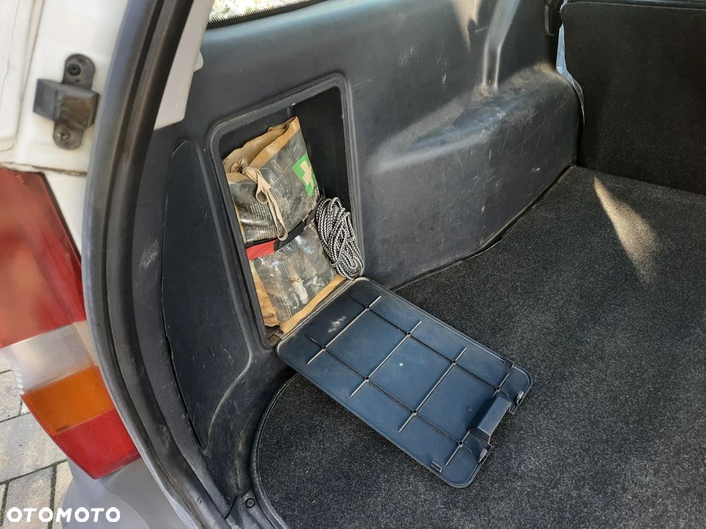 Ford Escort Kombi 1.4 CLX - 12