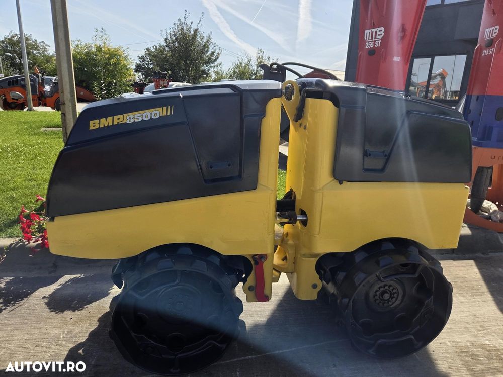 Bomag BMP8500, PICIOR DE OAIE cu RADIOCOMANDA, 2021, 333h, latime 0,6m cu extensii la 0,85m, motor Kubota 20CP, produs in Germania, Stare foarte buna, posibilitate leasing 4 ani-PROMOTIE 14.900 EUR+Tva - 4