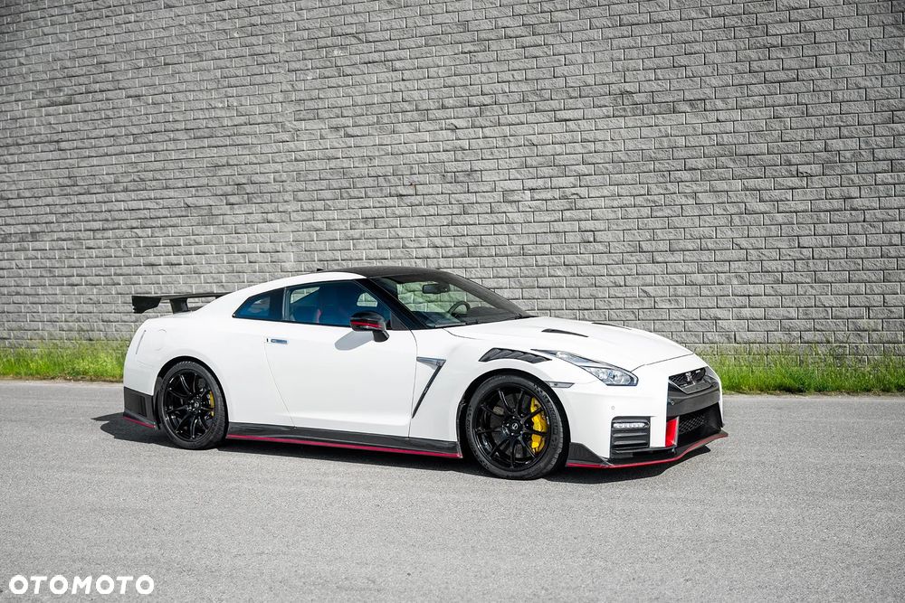 Nissan GT-R Nismo 2020 - 4
