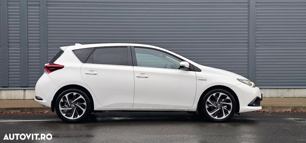 Toyota Auris 1.8 VVT-i Automatik Executive - 21