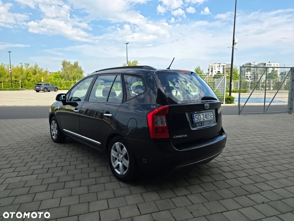 Kia Carens 2.0 EX - 5