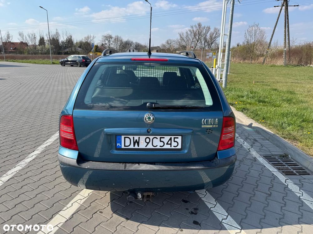 Skoda Octavia 2.0 Ambiente - 6
