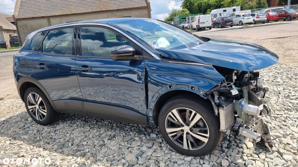 Peugeot 3008 1.6 PureTech HYbrid GT Line S&S EAT8 - 2