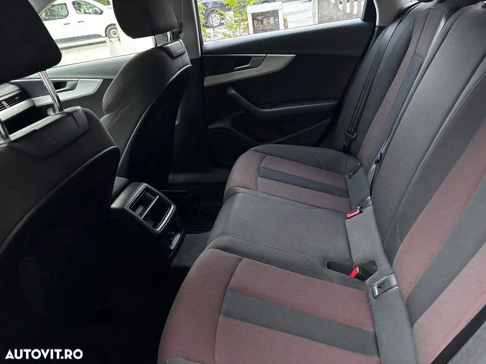 Audi A4 2.0 TDI S tronic - 14