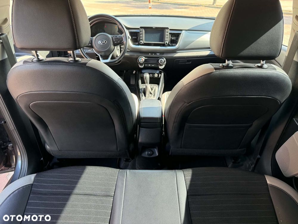 Kia Stonic 1.0 T-GDI L - 8