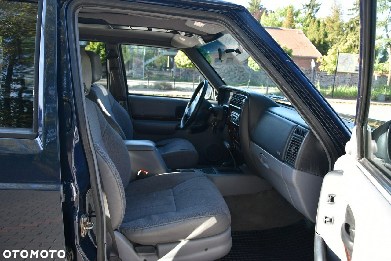 Jeep Cherokee - 9