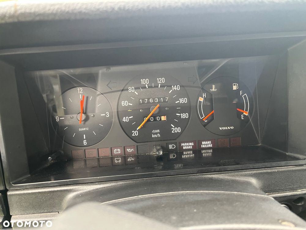 Volvo 262 - 20