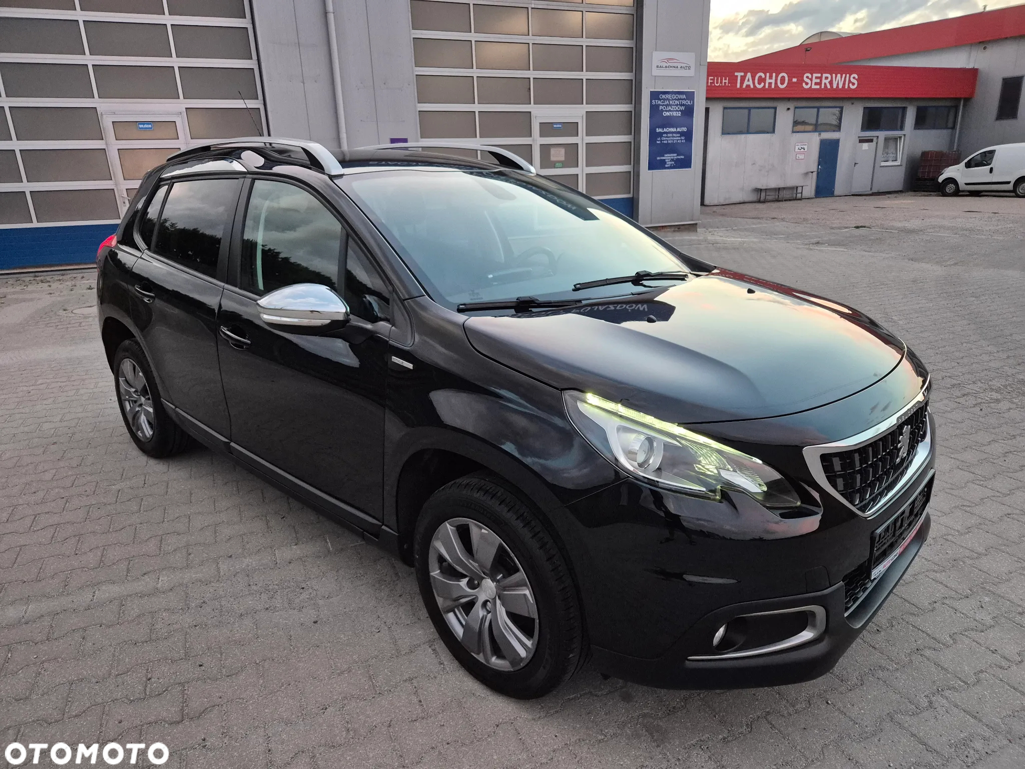 Peugeot 2008 - 3