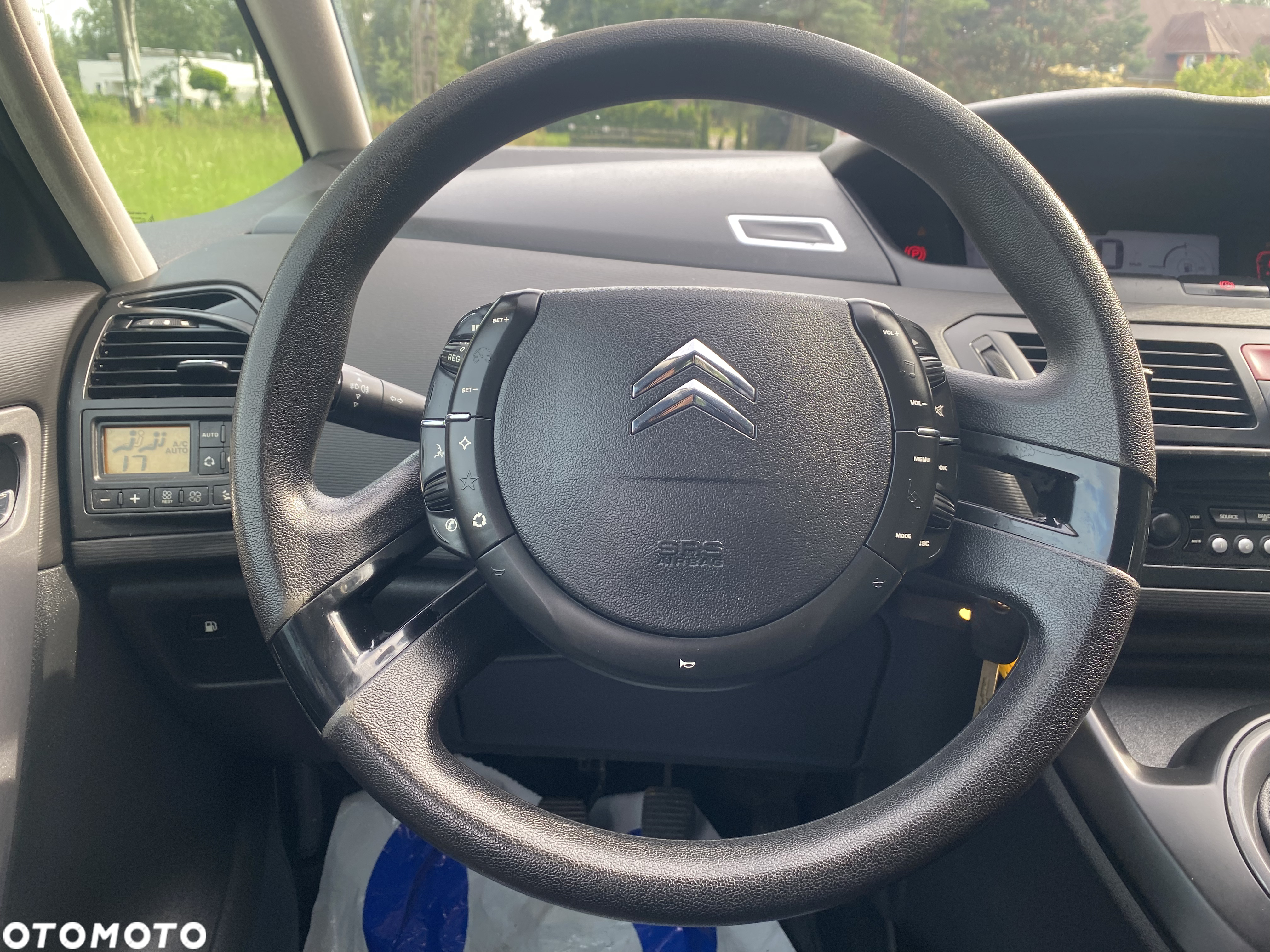 Citroën C4 Grand Picasso 1.8 16V Confort - 12