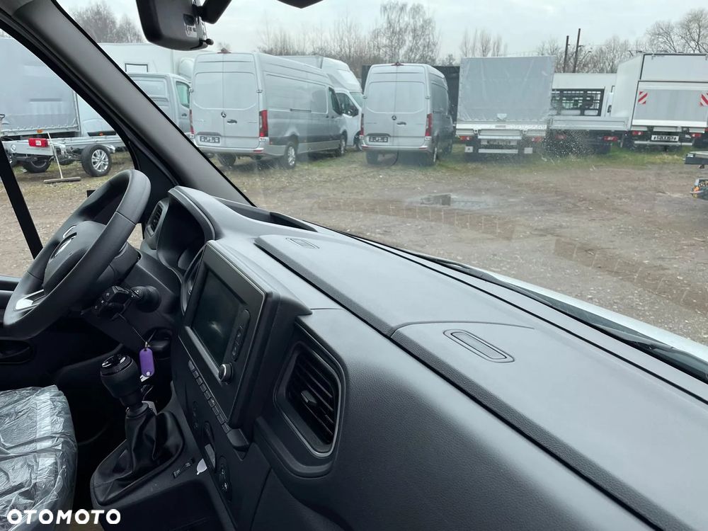 Renault Master - 30