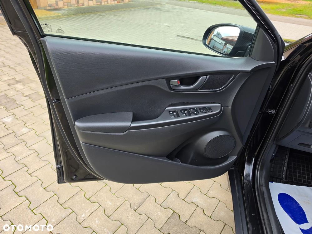 Hyundai Kona - 30