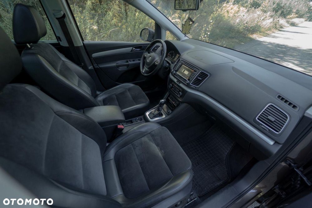 Volkswagen Sharan 2.0 TDI Highline DSG - 10