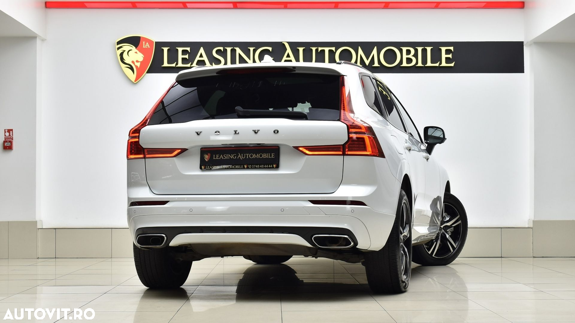 Volvo XC 60 T6 AWD Recharge Geartronic RDesign - 5