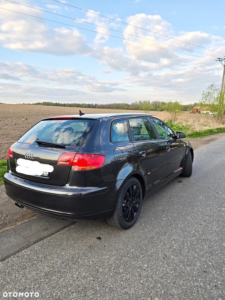 Audi A3 Sportback - 4