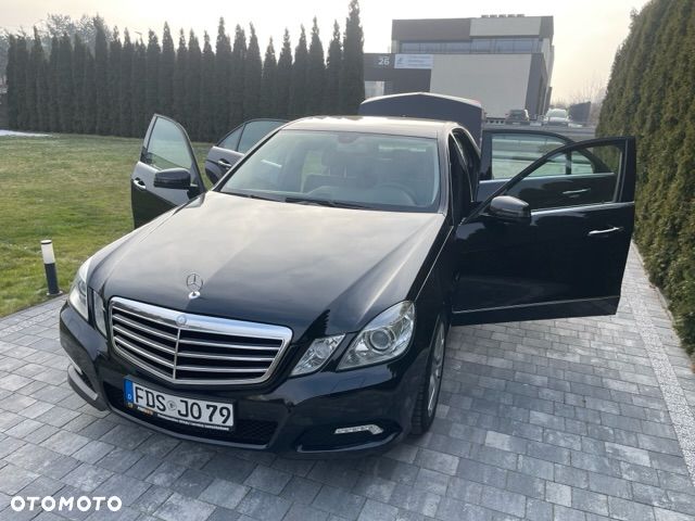 Mercedes-Benz Klasa E 250 CDI DPF BlueEFFICIENCY Automatik - 8