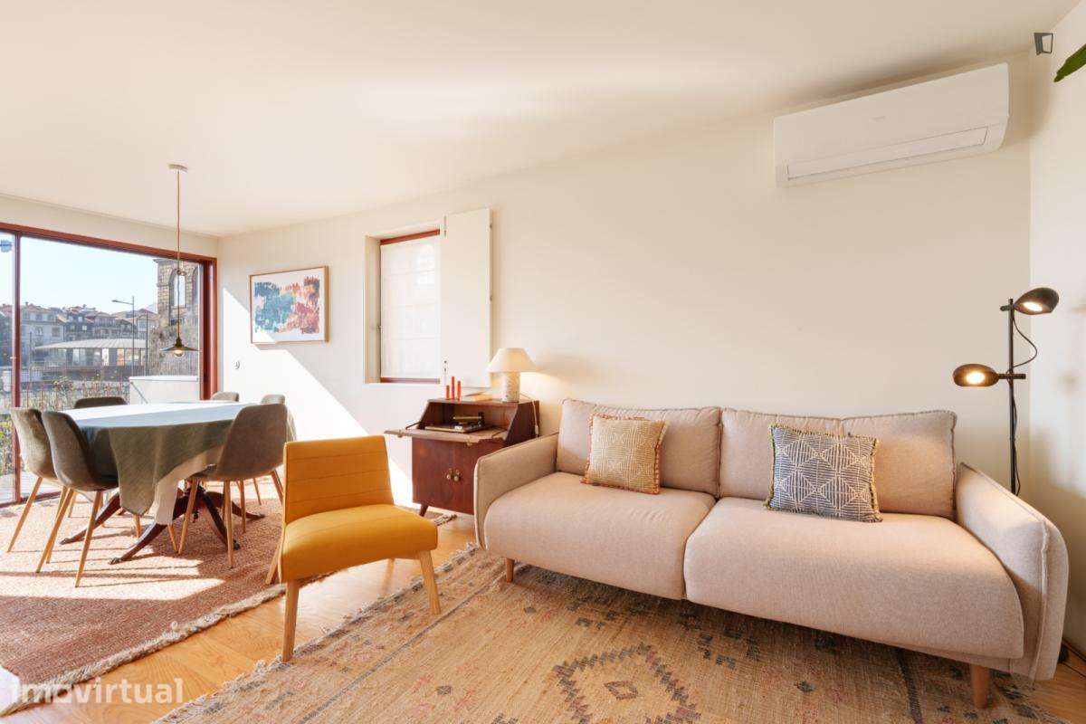 Apartamento com 3 quartos - localizado em Miragaia Porto - Grande imagem: 3/43