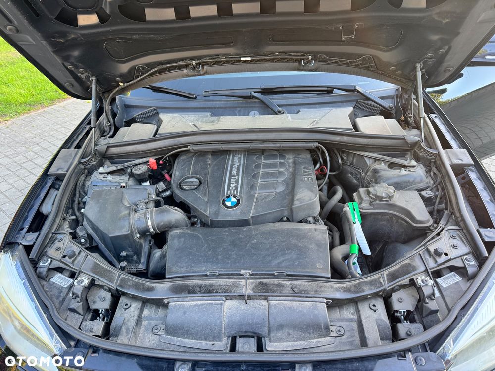 BMW X1 sDrive20d Sport Line - 12