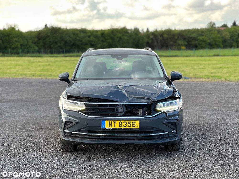 Volkswagen Tiguan - 4