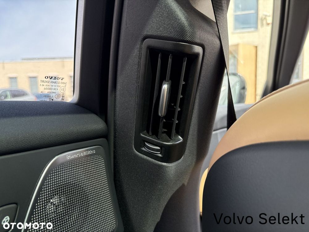 Volvo XC 60 - 25