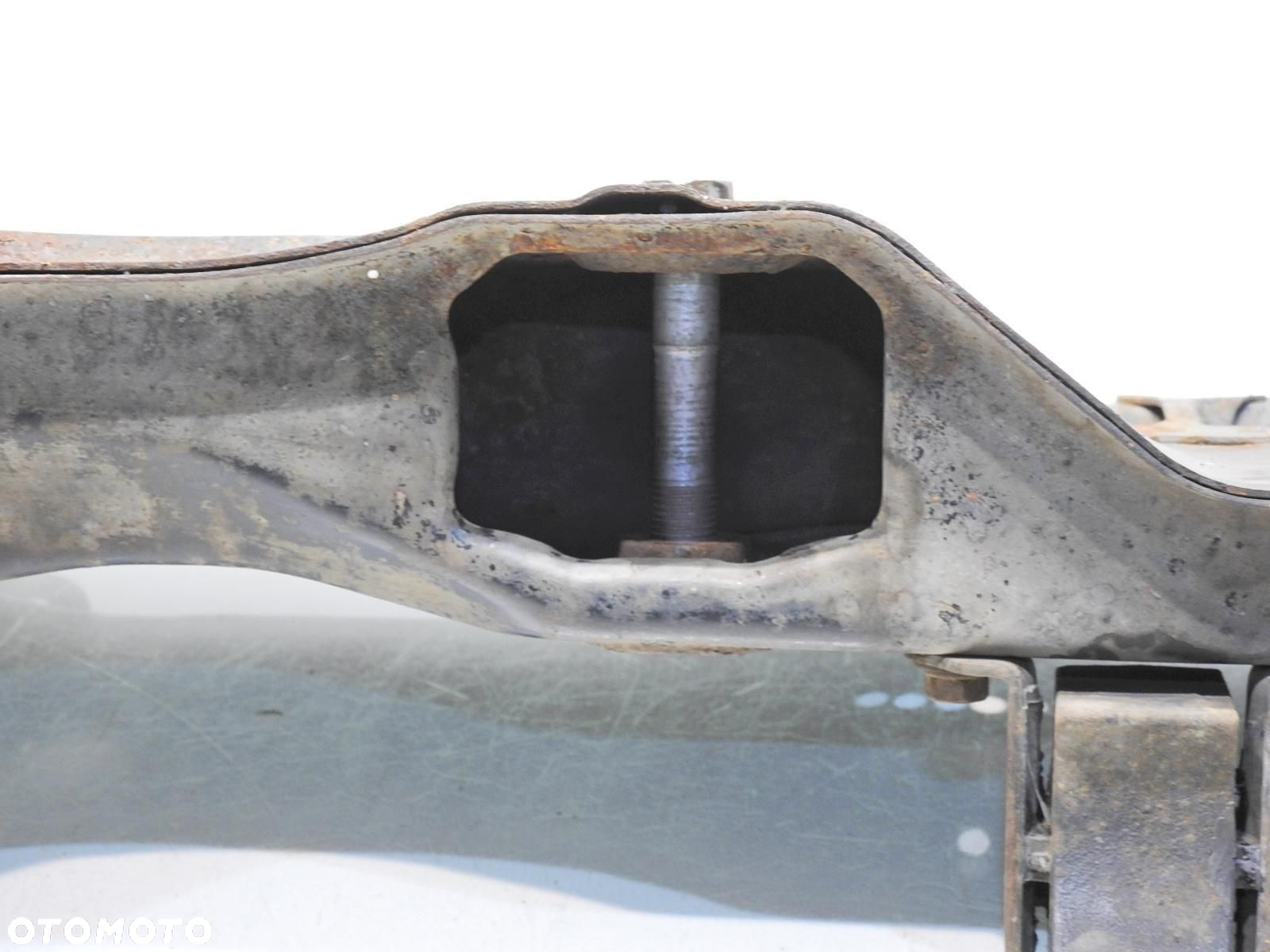 WÓZEK SANKI PRZÓD TOYOTA AYGO I 1.0 - 9