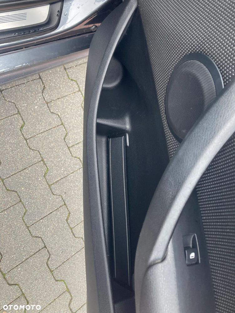 BMW X1 - 33