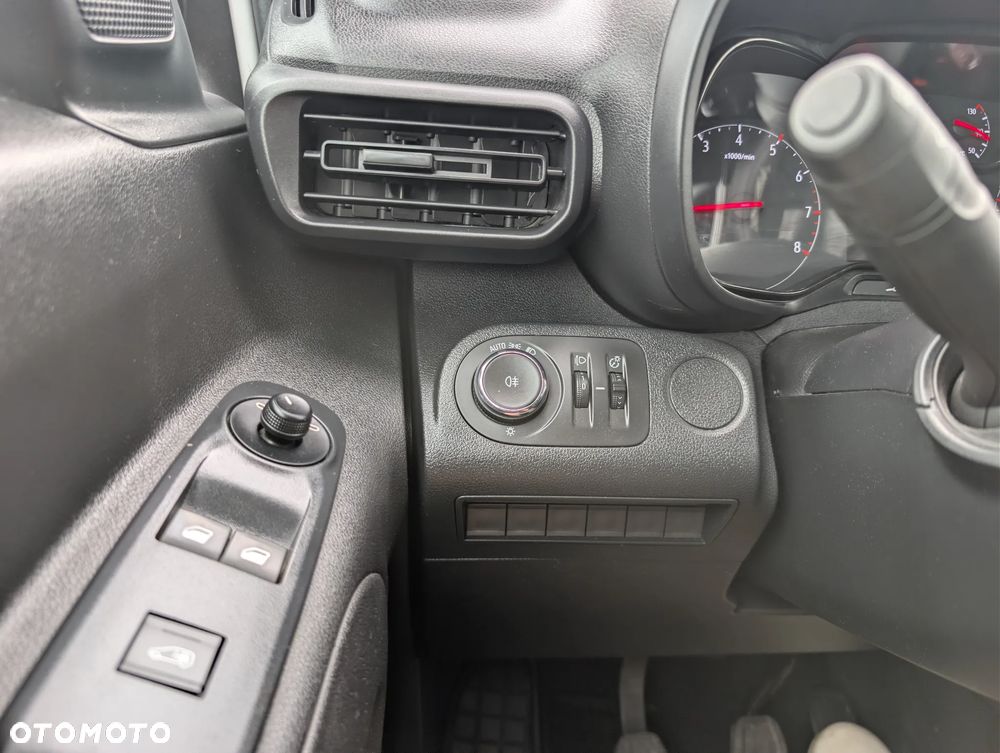 Opel Combo - 26